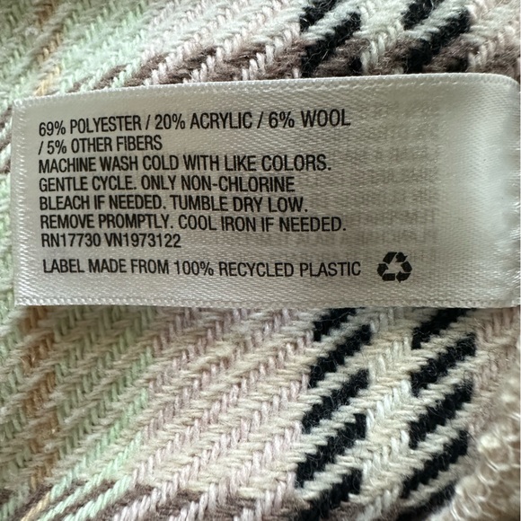 Women’s Universal Threads Oversized Shacket | Size S - Picture 3 of 6